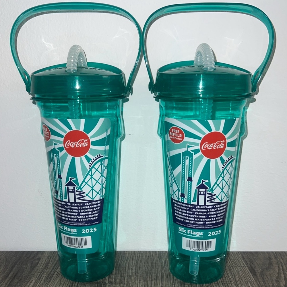 2 Six Flags Parks 2025 Free Refills Cup Coca Cola Souvenir With Straw Green NEW￼